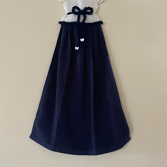 Crochet DressTea Towel, Crochet Dish or Hand Hanging Towel - Picture 8 of 9